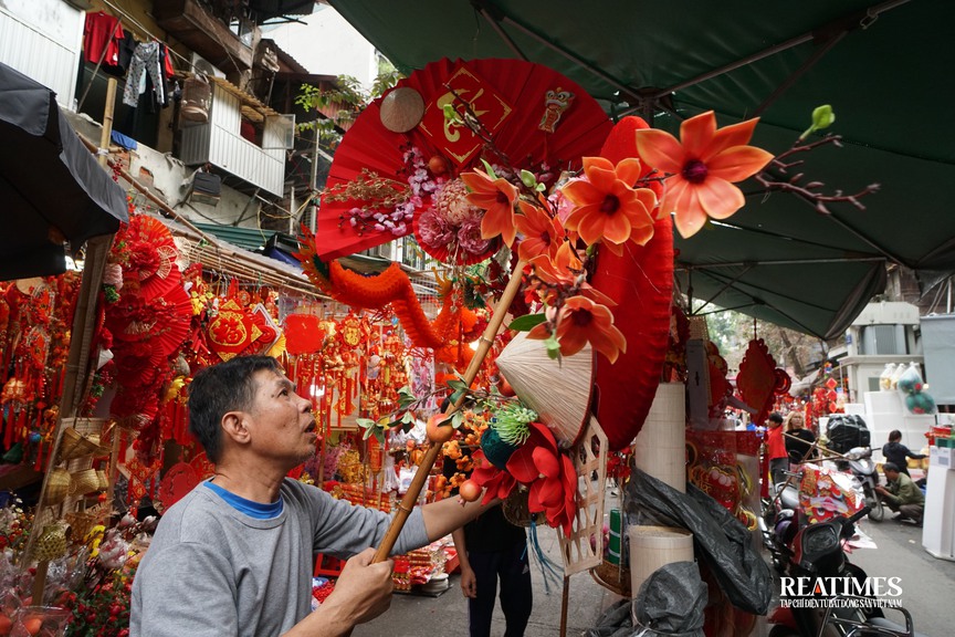 Chợ hoa Hàng Lược - khơi gợi Tết Hà Nội trong ký ức- Ảnh 21.