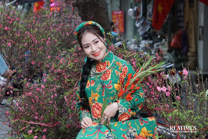 Chợ hoa Hàng Lược - khơi gợi Tết Hà Nội trong ký ức- Ảnh 7.