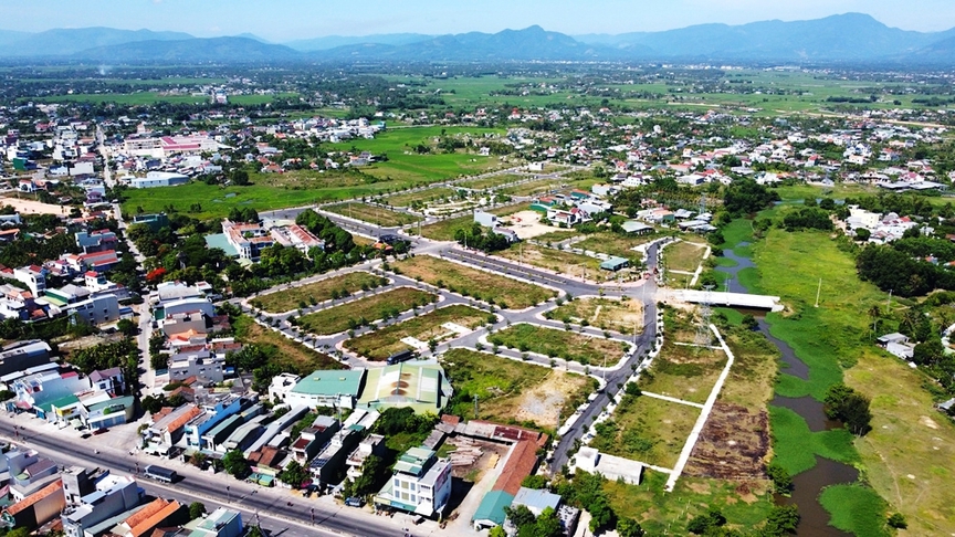 Quảng Ngãi: 196 lô đất tại dự án Đức Phổ Gateway và Khu dan cu Tay Bau Giang được cấp 