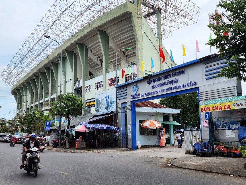 Đà Nẵng: "Thu 1 phải trả 8" nên khó đòi lại Sân vận động Chi Lăng- Ảnh 1.