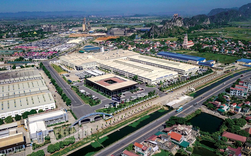 Xây dựng các khu công nghiệp Ninh Bình trở thành trọng điểm động lực phát triển kinh tế của tỉnh- Ảnh 1.