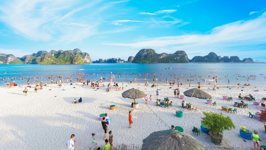 Đặc sắc Carnaval Hạ Long 2024: Carnaval trên biển đầu tiên tại Việt Nam- Ảnh 3.