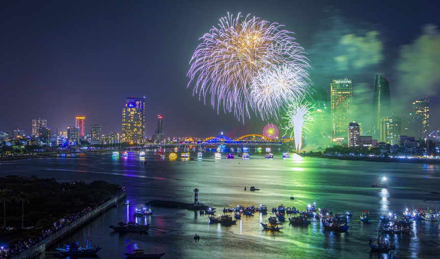 Lễ hội pháo hoa quốc tế Đà Nẵng- DIFF 2024 “tái xuất” với chủ đề “Kết nối toàn cầu – Rạng rỡ năm châu”- Ảnh 1.