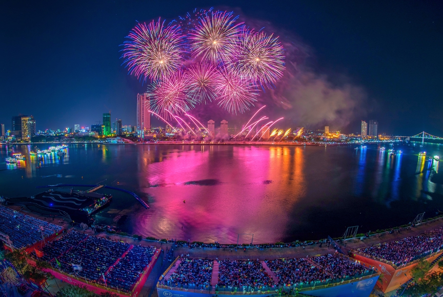 Lễ hội pháo hoa quốc tế Đà Nẵng- DIFF 2024 “tái xuất” với chủ đề “Kết nối toàn cầu – Rạng rỡ năm châu”- Ảnh 7.