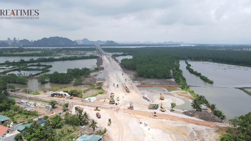 Gấp rút hoàn thiện cây cầu hơn 2.000 tỷ đồng kết nối Quảng Ninh - Hải Phòng- Ảnh 7.