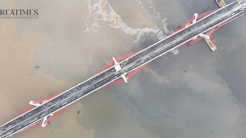 Gấp rút hoàn thiện cây cầu hơn 2.000 tỷ đồng kết nối Quảng Ninh - Hải Phòng- Ảnh 3.