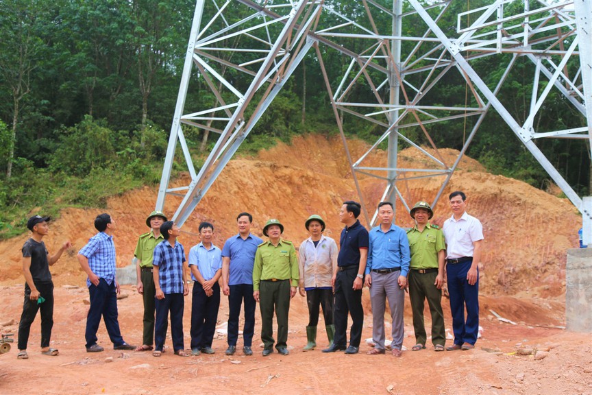 Thạch Hà - Hà Tĩnh: Hoàn thành bồi thường GPMB, đẩy nhanh tiến độ thi công Dự án đường dây 500kV Quảng Trạch - Quỳnh Lưu- Ảnh 6.