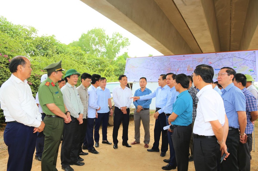 Hà Tĩnh: Sớm bàn giao 100% mặt bằng các dự án trọng điểm quốc gia- Ảnh 2.