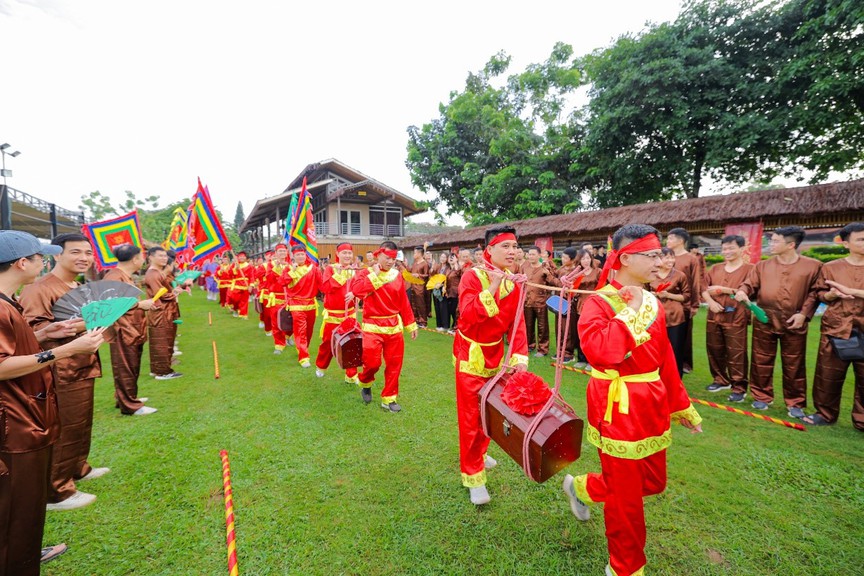 Hội làng ROX "Mây" - Trải nghiệm văn hóa doanh nghiệp độc đáo- Ảnh 1.