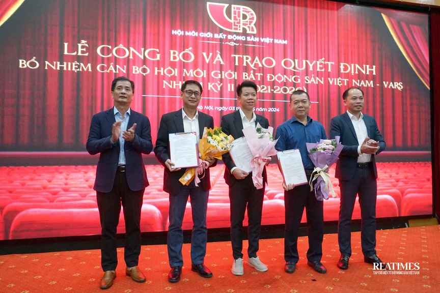 Công bố hoạt động Ngày hội Môi giới BĐS Việt Nam và ra mắt VARS AWARDS 2024- Ảnh 8.