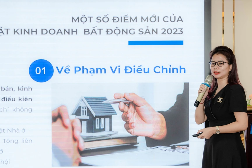 Bà Hoàng Thu Hằng - Trưởng phòng phòng Quản lý Thị trường bất động sản - Cục Quản lý Nhà và thị trường bất động sản (Bộ Xây dựng).