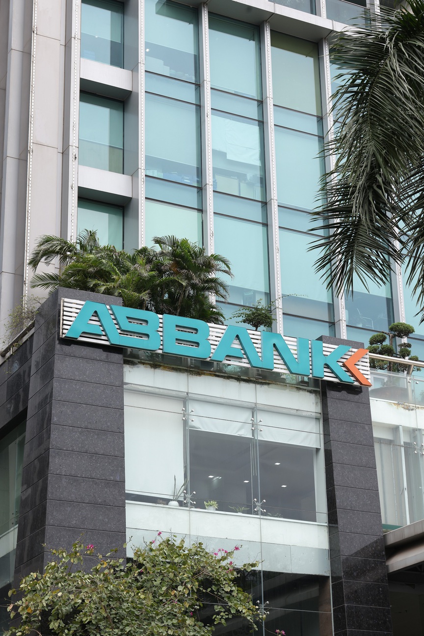 ABBANK hoàn thành kế hoạch 6 tháng đầu năm 2024, chú trọng nâng cao trải nghiệm khách hàng trên nền tảng số- Ảnh 2.