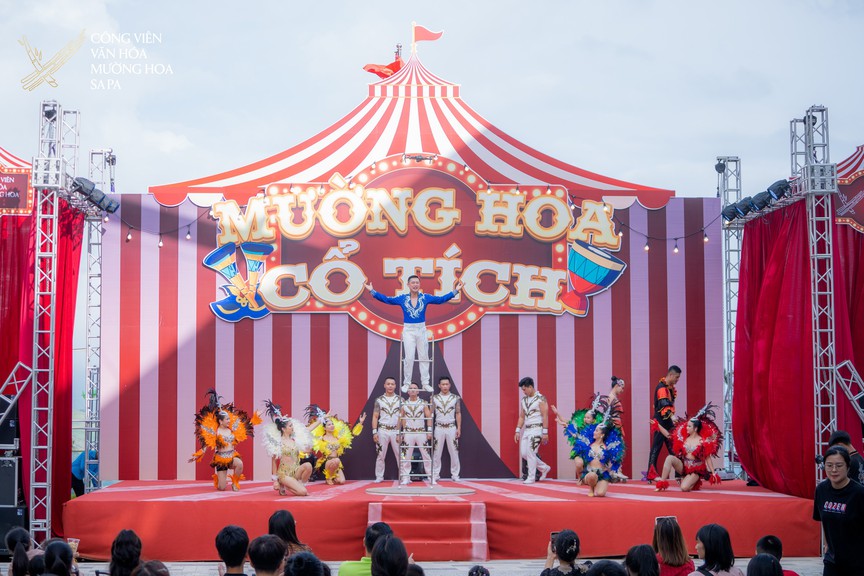 Sau 2 ngày diễn, Show xiếc "Mường Hoa cổ tích" bùng nổ hàng nghìn lượt khách tham dự- Ảnh 3.