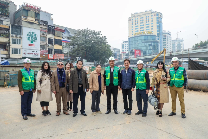 Đoàn lãnh đạo Hiệp hội Bất động sản Việt Nam thăm và làm việc tại Dự án Tuyến Đường sắt đô thị thí điểm TP. Hà Nội, đoạn Nhổn - ga Hà Nội- Ảnh 8.