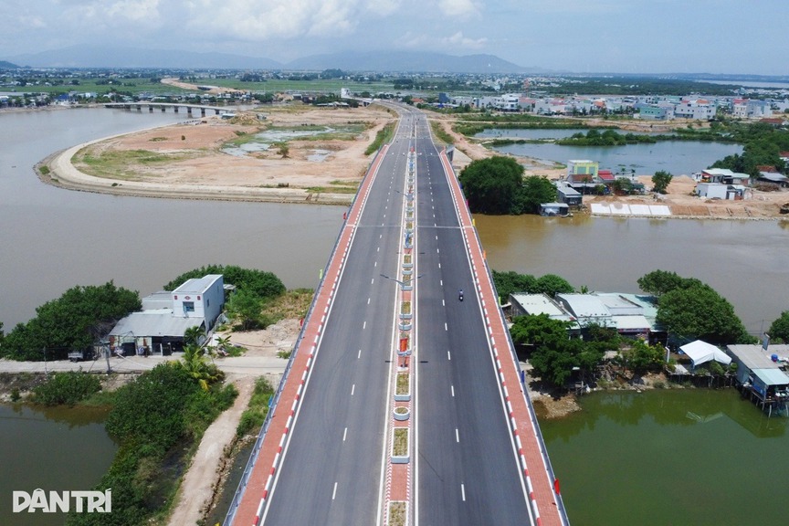 Tỉnh lớn thứ 2 Việt Nam chính thức khánh thành thêm 2 tuyến đường hơn 800 tỷ đồng- Ảnh 2.