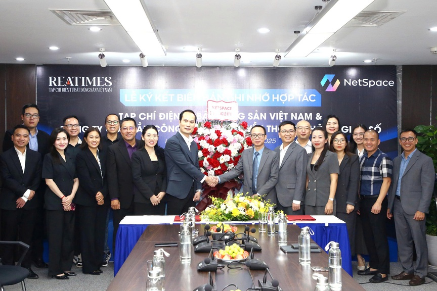Tạp chí điện tử Bất động sản Việt Nam ký kết hợp tác với CTCP Công nghệ và Truyền thông Không gian số- Ảnh 6. Tạp chí điện tử Bất động sản Việt Nam ký kết hợp tác với CTCP Công nghệ và Truyền thông Không gian số- Ảnh 6.