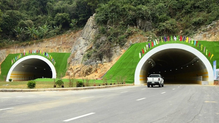Hầm xuyên núi nằm trên tuyến đường bao biển có phong cảnh đẹp nhất Việt Nam: Thiết kế đặc biệt, kết nối 2 di sản, có 'bóng dáng' của vua hầm Đèo Cả- Ảnh 3. Hầm xuyên núi nằm trên tuyến đường bao biển có phong cảnh đẹp nhất Việt Nam: Thiết kế đặc biệt, kết nối 2 di sản, có 'bóng dáng' của vua hầm Đèo Cả- Ảnh 3.