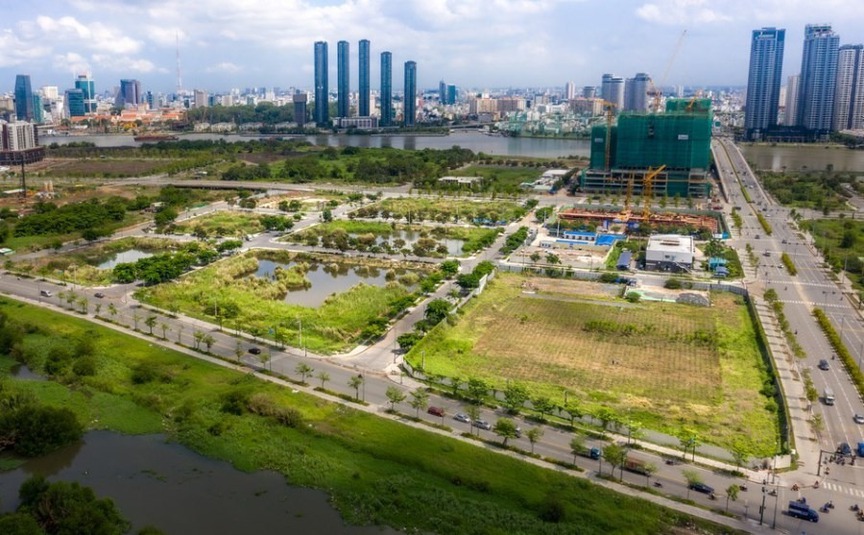 Bất động sản tại khu đô thị 30 năm tuổi ở TP. HCM: Chạm ngưỡng 1 tỷ/m2, là mảnh ‘đất vàng’ bên sông Sài Gòn- Ảnh 1. Bất động sản tại khu đô thị 30 năm tuổi ở TP. HCM: Chạm ngưỡng 1 tỷ/m2, là mảnh ‘đất vàng’ bên sông Sài Gòn- Ảnh 1.
