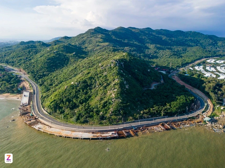 TP giàu nhất Việt Nam sắp hoàn thiện tuyến đường ven biển 7.000 tỷ, nối thông với xứ sở ngàn hoa- Ảnh 3. TP giàu nhất Việt Nam sắp hoàn thiện tuyến đường ven biển 7.000 tỷ, nối thông với xứ sở ngàn hoa- Ảnh 3.