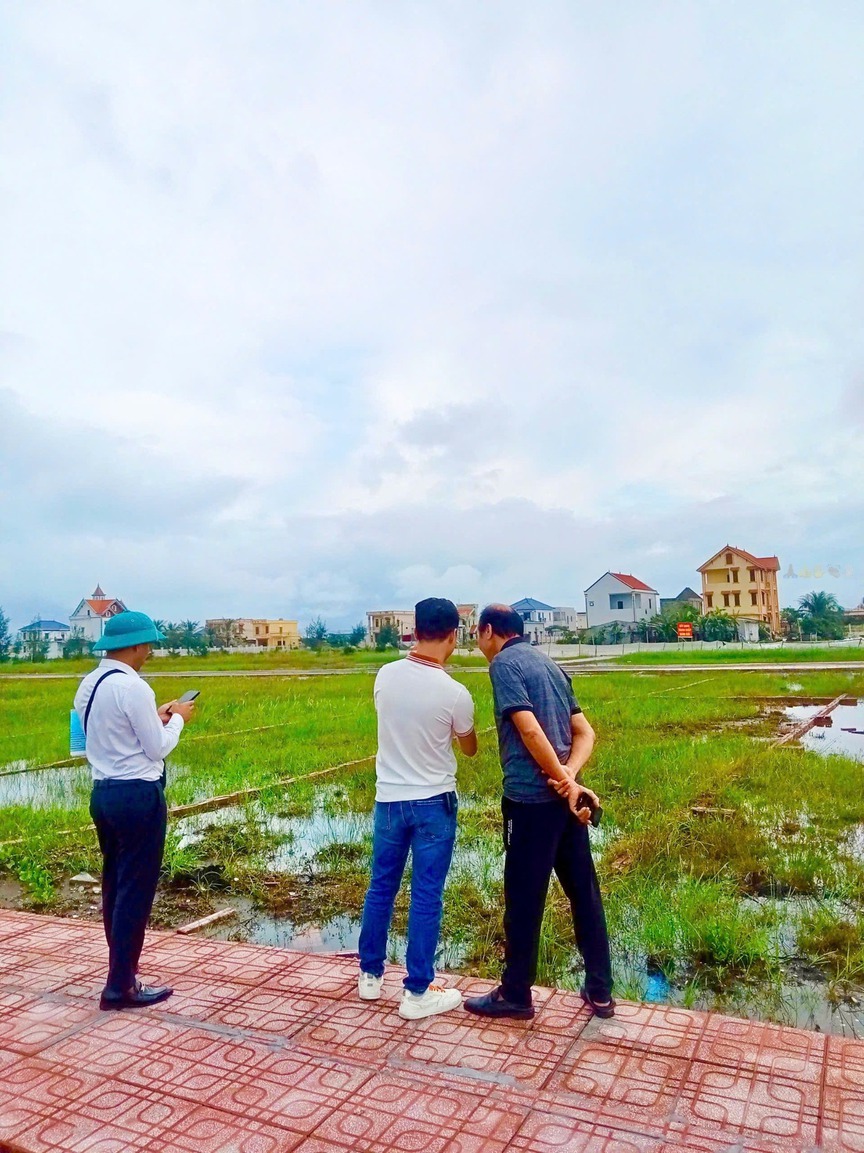 Đất nền ven đô Hà Nội hạ nhiệt, nhà đầu tư giữ tâm lý thận trọng- Ảnh 1. Đất nền ven đô Hà Nội hạ nhiệt, nhà đầu tư giữ tâm lý thận trọng- Ảnh 1.