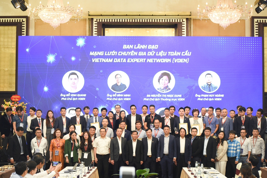 Doanh nhân trẻ Đỗ Vinh Quang làm Phó Chủ tịch Mạng lưới chuyên gia dữ liệu toàn cầu- Ảnh 3. Doanh nhân trẻ Đỗ Vinh Quang làm Phó Chủ tịch Mạng lưới chuyên gia dữ liệu toàn cầu- Ảnh 3.
