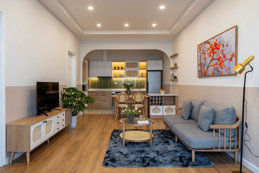 Căn hộ 90m2 tái sinh ngoạn mục: Mộc mạc, ấm cúng và tràn ngập nắng- Ảnh 1. Căn hộ 90m2 tái sinh ngoạn mục: Mộc mạc, ấm cúng và tràn ngập nắng- Ảnh 1.
