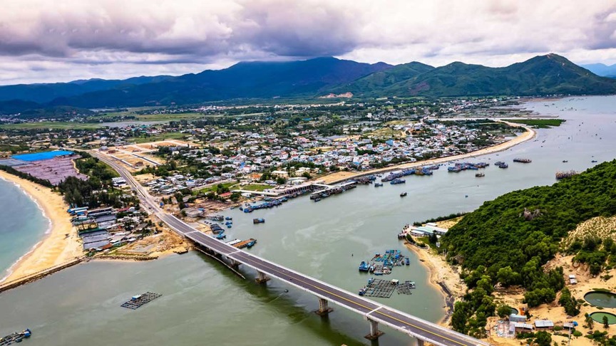 Lộ diện cú 'bắt tay' đầu tư khu đô thị gần 2.000 tỷ tại tỉnh lớn thứ 2 Việt Nam- Ảnh 1. Lộ diện cú 'bắt tay' đầu tư khu đô thị gần 2.000 tỷ tại tỉnh lớn thứ 2 Việt Nam- Ảnh 1.
