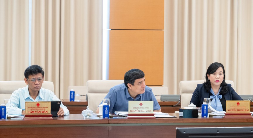 Thông qua Nghị quyết về điều chỉnh mức giảm trừ gia cảnh của thuế thu nhập cá nhân- Ảnh 2. Thông qua Nghị quyết về điều chỉnh mức giảm trừ gia cảnh của thuế thu nhập cá nhân- Ảnh 2.