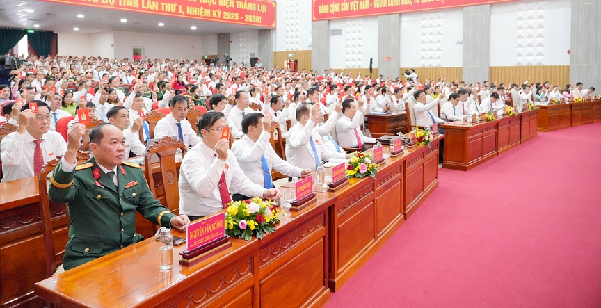 Đại hội đại biểu Đảng bộ tỉnh An Giang lần thứ I, nhiệm kỳ 2025 - 2030 diễn ra phiên họp trù bị- Ảnh 2.