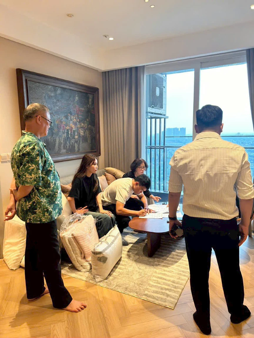 Hàng loạt dự án bất động sản "bung hàng", kích hoạt nhu cầu nhân sự- Ảnh 1. Hàng loạt dự án bất động sản "bung hàng", kích hoạt nhu cầu nhân sự- Ảnh 1.