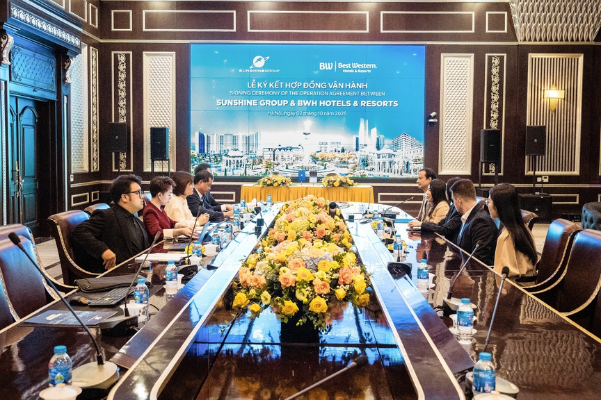 Sunshine Group “bắt tay” BWH Hotels, đưa tiêu chuẩn vận hành quốc tế đến Noble Crystal Long Bien và Noble Palace Tay Thang Long- Ảnh 2. Sunshine Group “bắt tay” BWH Hotels, đưa tiêu chuẩn vận hành quốc tế đến Noble Crystal Long Bien và Noble Palace Tay Thang Long- Ảnh 2.