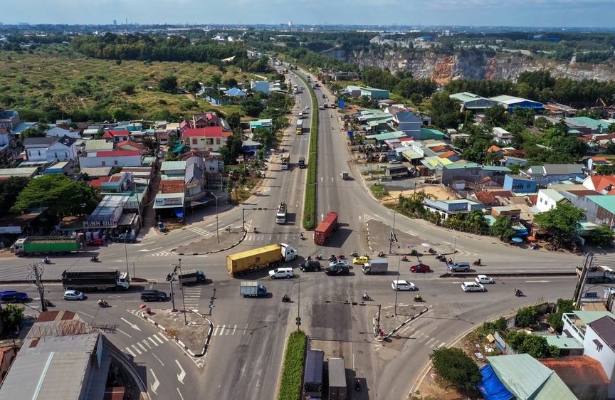 Bộ Xây dựng đề nghị giảm gần 7.000 tỷ đồng vốn đầu tư công 2025. Ảnh minh họa Bộ Xây dựng đề nghị giảm gần 7.000 tỷ đồng vốn đầu tư công 2025. Ảnh minh họa