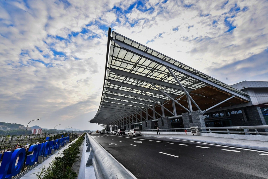 Sân bay tư nhân đầu tiên của Việt Nam ghi dấu mốc kỷ lục, mở đường bay mới đến quốc gia tỷ dân- Ảnh 3. Sân bay tư nhân đầu tiên của Việt Nam ghi dấu mốc kỷ lục, mở đường bay mới đến quốc gia tỷ dân- Ảnh 3.
