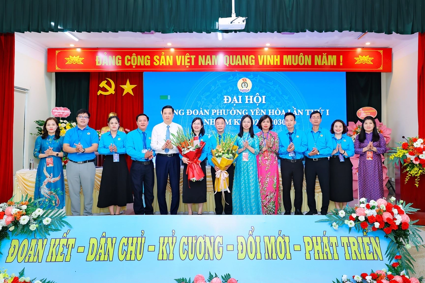 Đại hội Công đoàn phường Yên Hoà lần thứ I, nhiệm kỳ 2025 - 2030- Ảnh 1. Đại hội Công đoàn phường Yên Hoà lần thứ I, nhiệm kỳ 2025 - 2030- Ảnh 1.