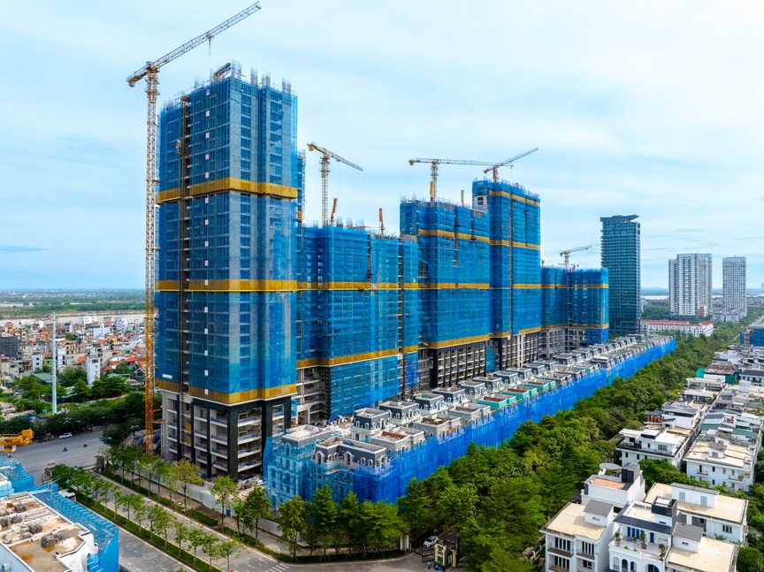 Soi tiến độ hai dự án hàng hiệu Noble Crystal của Sunshine Group tại Hà Nội- Ảnh 1.