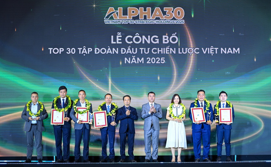 T&T Group được vinh danh Top 30 Tập đoàn đầu tư chiến lược Việt Nam (ALPHA30): Dấu ấn hệ sinh thái đa ngành bền vững- Ảnh 2. T&T Group được vinh danh Top 30 Tập đoàn đầu tư chiến lược Việt Nam (ALPHA30): Dấu ấn hệ sinh thái đa ngành bền vững- Ảnh 2.