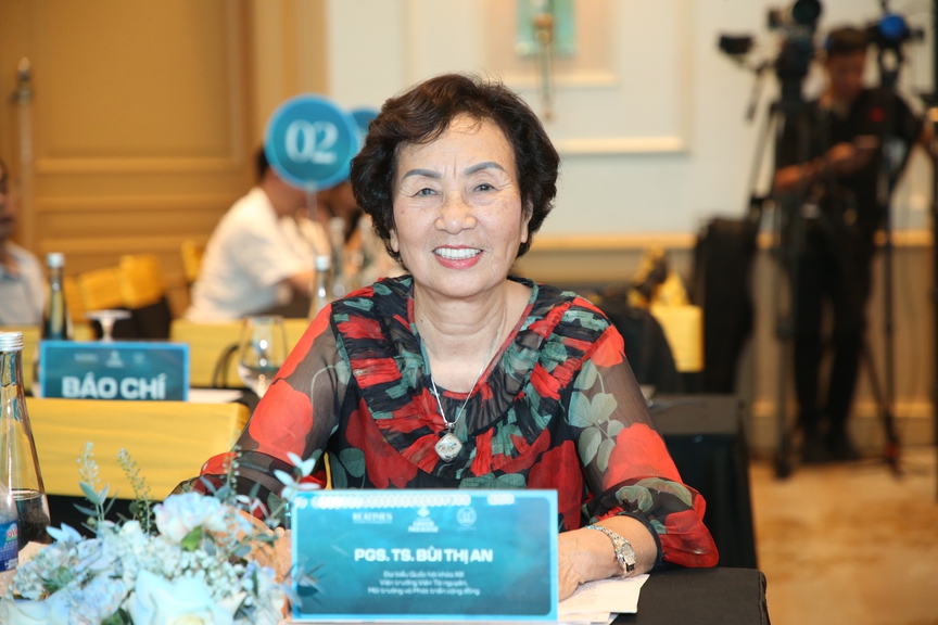 PGS.TS Bùi Thị An: Phát triển bền vững, kinh tế xanh, ESG - định hướng mới cho doanh nghiệp dân tộc- Ảnh 1. PGS.TS Bùi Thị An: Phát triển bền vững, kinh tế xanh, ESG - định hướng mới cho doanh nghiệp dân tộc- Ảnh 1.