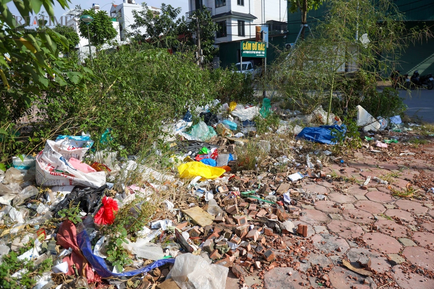 Cận cảnh nhà tái định cư vị trí "vàng" ở Hà Nội bỏ hoang 7 năm "lột xác" làm nhà ở xã hội- Ảnh 9. Cận cảnh nhà tái định cư vị trí "vàng" ở Hà Nội bỏ hoang 7 năm "lột xác" làm nhà ở xã hội- Ảnh 9.