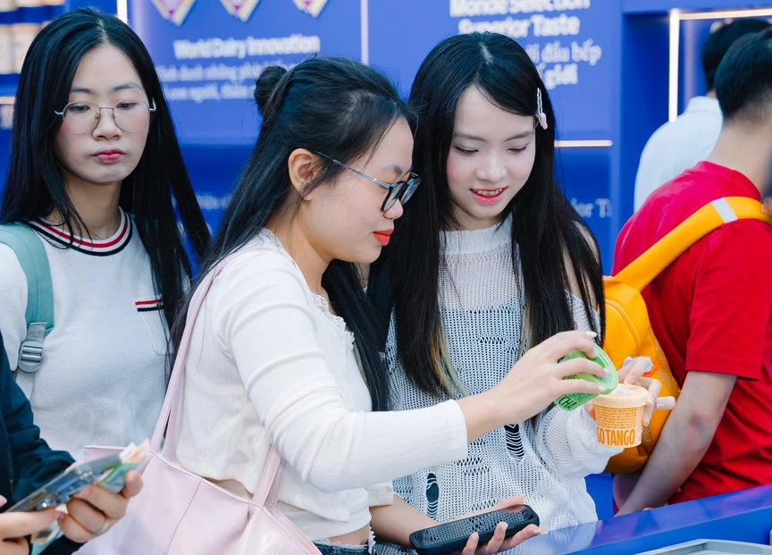 Vinamilk thể hiện "Bản lĩnh Việt Nam - Vươn tầm Quốc tế" tại Hội chợ Mùa Thu 2025- Ảnh 3.