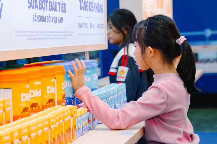 Vinamilk thể hiện "Bản lĩnh Việt Nam - Vươn tầm Quốc tế" tại Hội chợ Mùa Thu 2025- Ảnh 4.