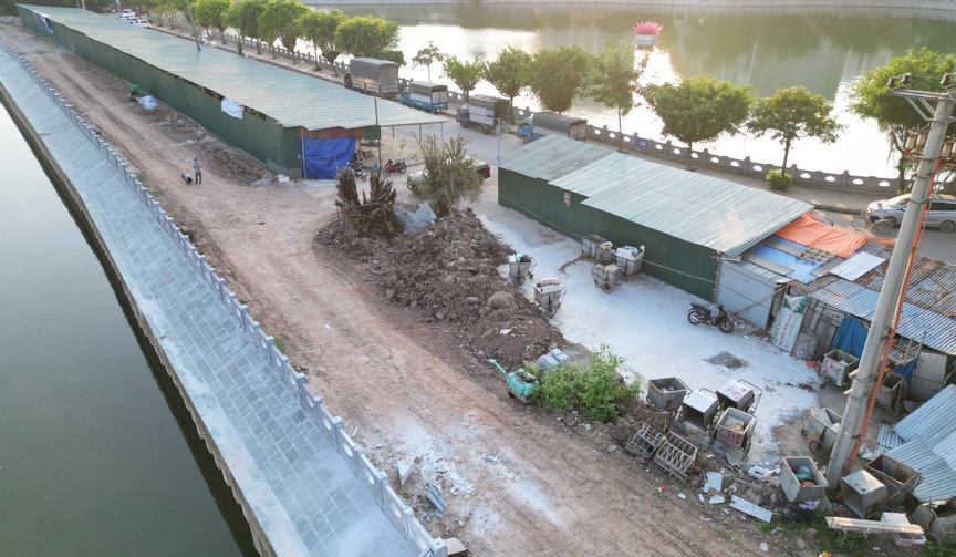 Hai dự án nghìn tỷ trên khúc sông ở trung tâm Ninh Bình gặp khó khi đang thi công- Ảnh 2. Hai dự án nghìn tỷ trên khúc sông ở trung tâm Ninh Bình gặp khó khi đang thi công- Ảnh 2.