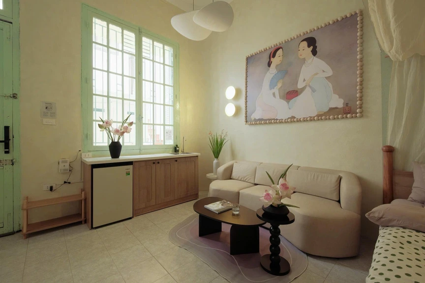 Biệt thự Pháp cũ giữa phố Bà Triệu ‘tái sinh’ thành homestay chill hết nấc- Ảnh 2. Biệt thự Pháp cũ giữa phố Bà Triệu ‘tái sinh’ thành homestay chill hết nấc- Ảnh 2.