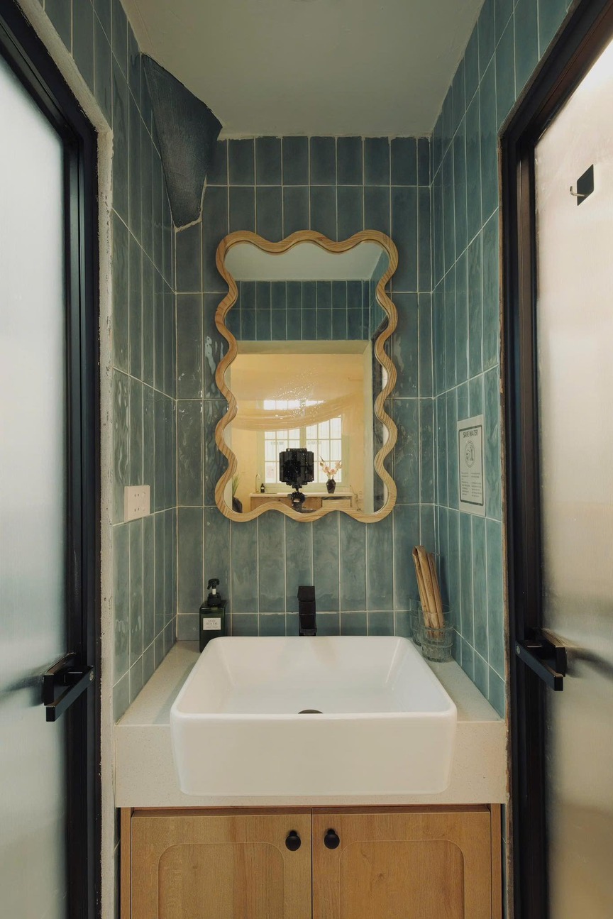 Biệt thự Pháp cũ giữa phố Bà Triệu ‘tái sinh’ thành homestay chill hết nấc- Ảnh 6. Biệt thự Pháp cũ giữa phố Bà Triệu ‘tái sinh’ thành homestay chill hết nấc- Ảnh 6.