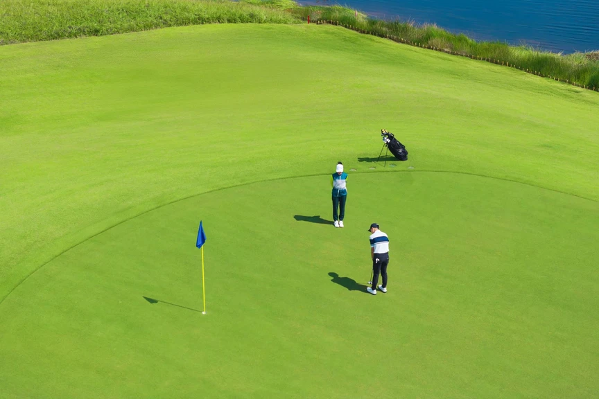 VinClub Golf 2025 chính thức khởi động với chuỗi trải nghiệm hoàng gia- Ảnh 2.