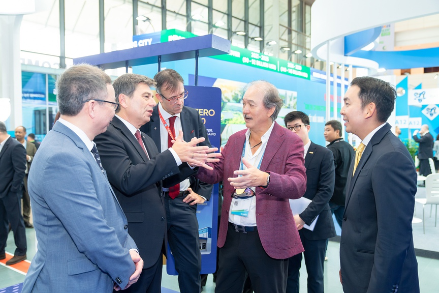 “Siêu cảng” logistics của Bầu Hiển sắp có kho hàng không kéo dài tích hợp lớn nhất khu vực- Ảnh 1. “Siêu cảng” logistics của Bầu Hiển sắp có kho hàng không kéo dài tích hợp lớn nhất khu vực- Ảnh 1.