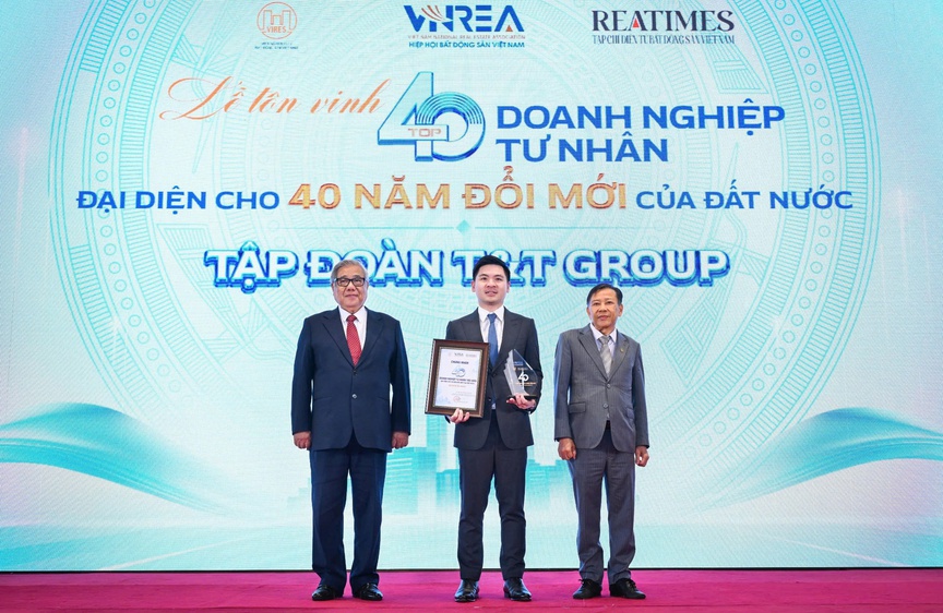 T&T Group của Bầu Hiển được vinh danh Top các doanh nghiệp tư nhân tiêu biểu- Ảnh 1. T&T Group của Bầu Hiển được vinh danh Top các doanh nghiệp tư nhân tiêu biểu- Ảnh 1.