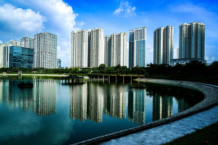 Thủ tướng: Khẩn trương báo cáo chính sách thuế bất động sản trước 15/10- Ảnh 1.