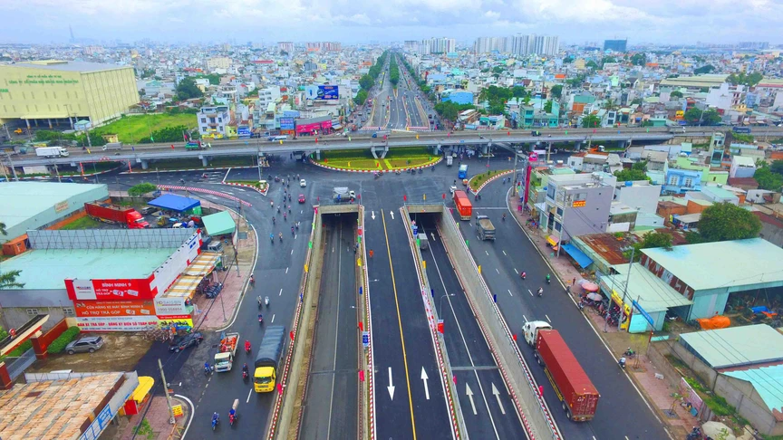 Một góc giao thông TPHCM (Ảnh:internet) Một góc giao thông TPHCM (Ảnh:internet)