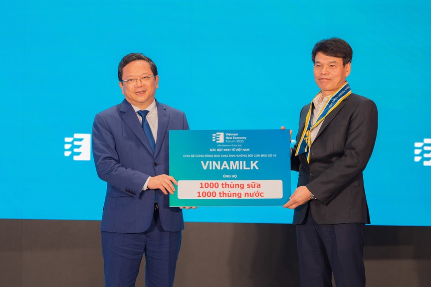 Vinamilk - doanh nghiệp F&B duy nhất được vinh danh Top 10 thương hiệu mạnh Việt Nam 2025- Ảnh 2. Vinamilk - doanh nghiệp F&B duy nhất được vinh danh Top 10 thương hiệu mạnh Việt Nam 2025- Ảnh 2.