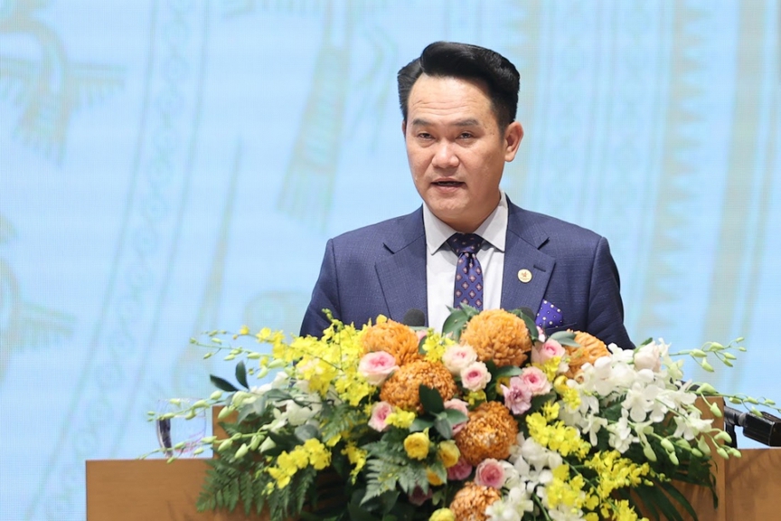 "Với Chính phủ đồng hành, bộ ngành đổi mới, hạ tầng thông suốt, thể chế kiến tạo, doanh nghiệp sẽ hiện thực hóa khát vọng xây dựng một Việt Nam hùng cường, thịnh vượng"- Ảnh 1. "Với Chính phủ đồng hành, bộ ngành đổi mới, hạ tầng thông suốt, thể chế kiến tạo, doanh nghiệp sẽ hiện thực hóa khát vọng xây dựng một Việt Nam hùng cường, thịnh vượng"- Ảnh 1.